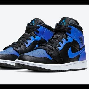 Jordan 1 Royal mids